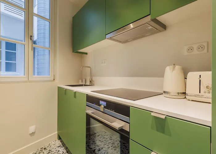 Charming - 2bdr 4p - St Germain Des Pres * Париж